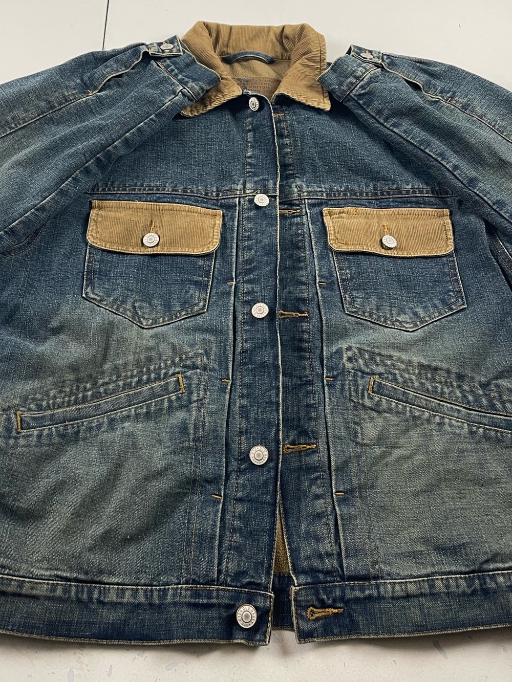 Old Navy Y2K Trucker Jacket work wear Size Small